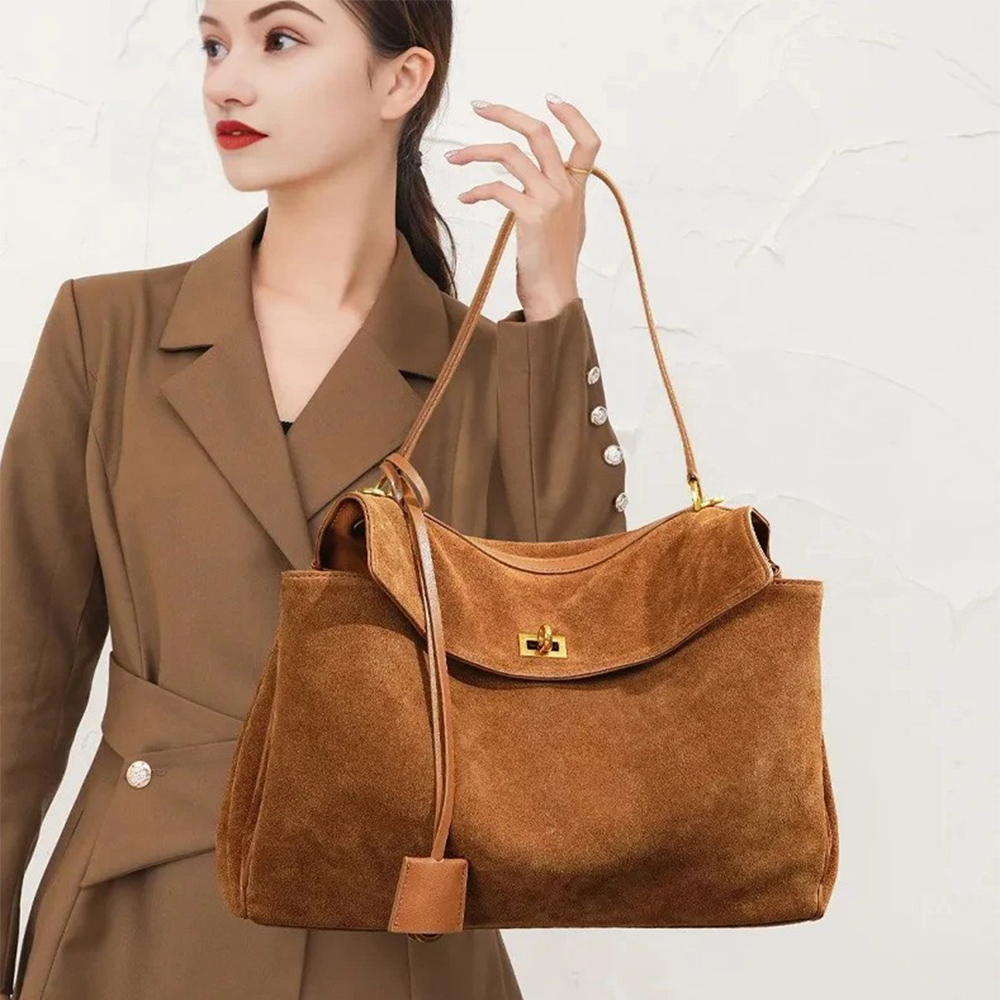 Women Bags On Sale - Borsa a Tracolla in Vera Pelle