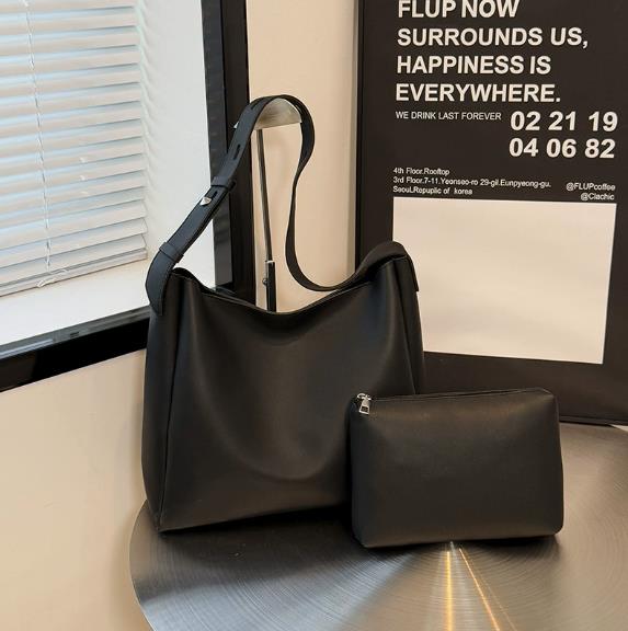 Borsa Tote in Pelle alla Moda  - Women Bags 2026 Trends recensione e prezzo